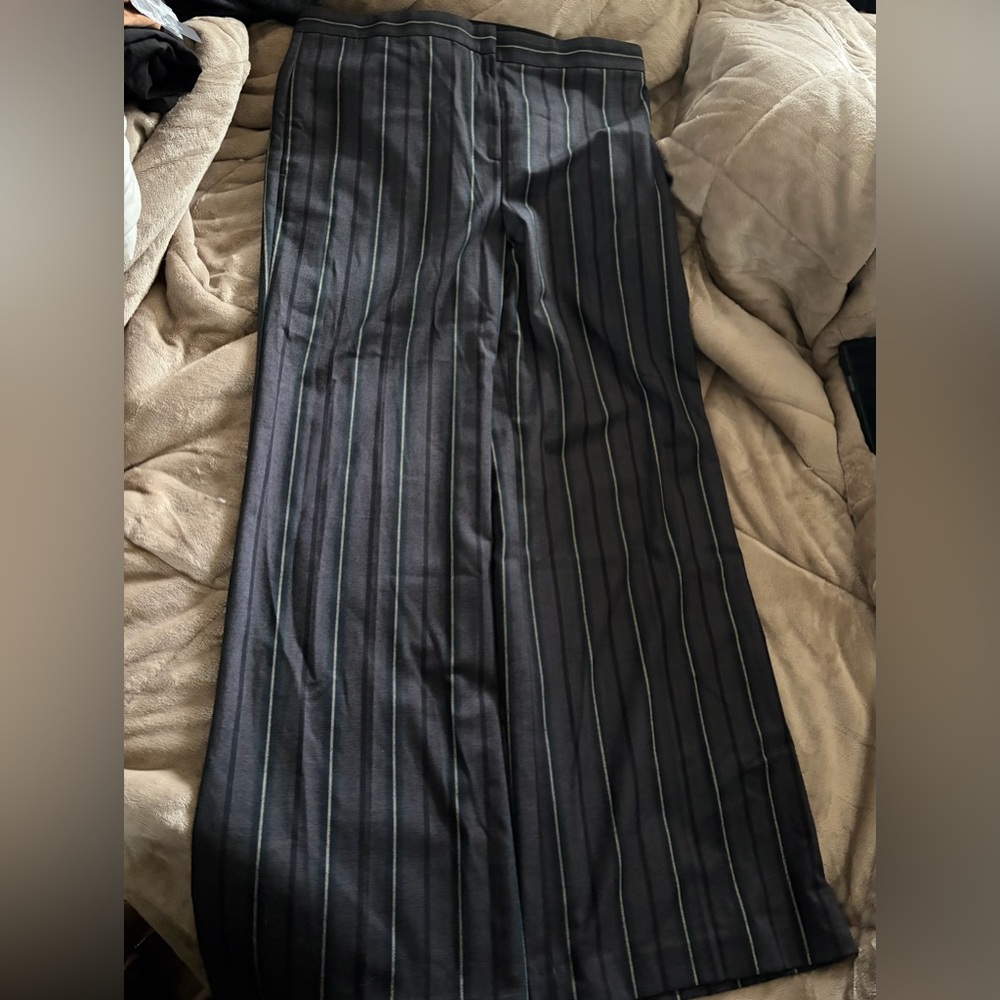 Ann Taylor Navy Pinstripe Wide-Leg Dress Pants – Size 14 (New With Tags)